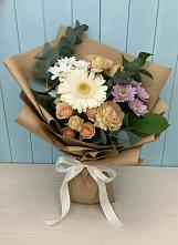 Букет цветов из:  Герберы и Хризантемы #REPLACE_PRED# Александровке