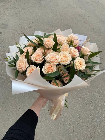 Букет Кремовые розы Латте в Александровке