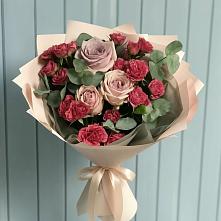 Букет цветов из:  Гвоздики и Розы в Александровке